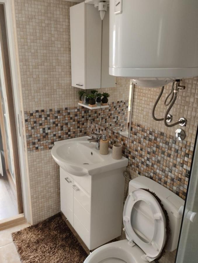 Woodstone Apartman Podgorica Exterior foto